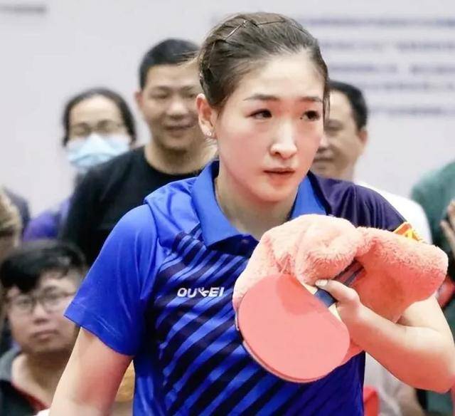 SKT观众热烈欢呼！，莎拉波娃迎来十二赛季出色发挥气势如虹延续-九游体育官方网站