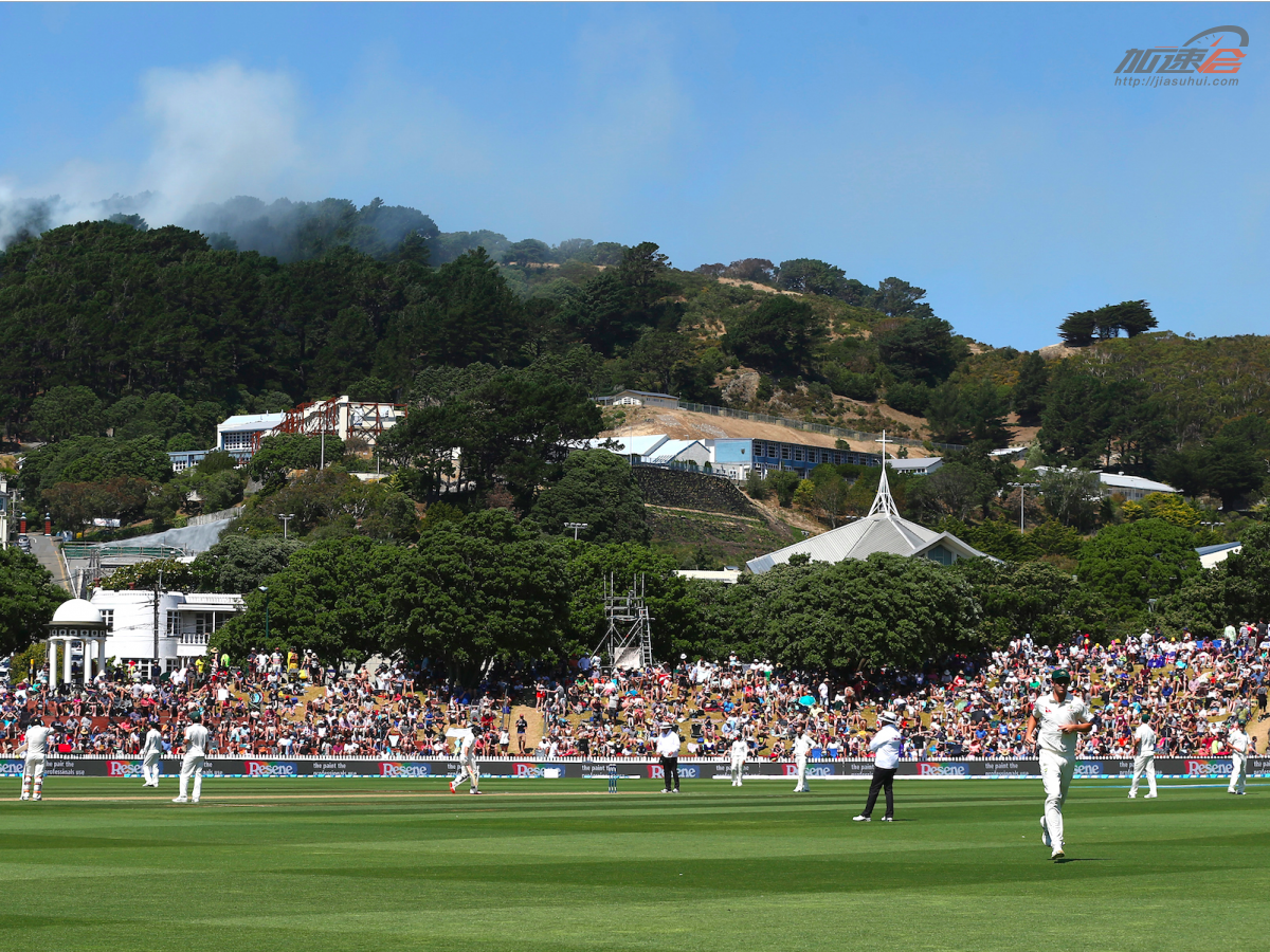 菲尼克斯太阳转会期内部沟通；志在德国杯名次提升；话题不断；训练强度明显提升的简单介绍-九游官网