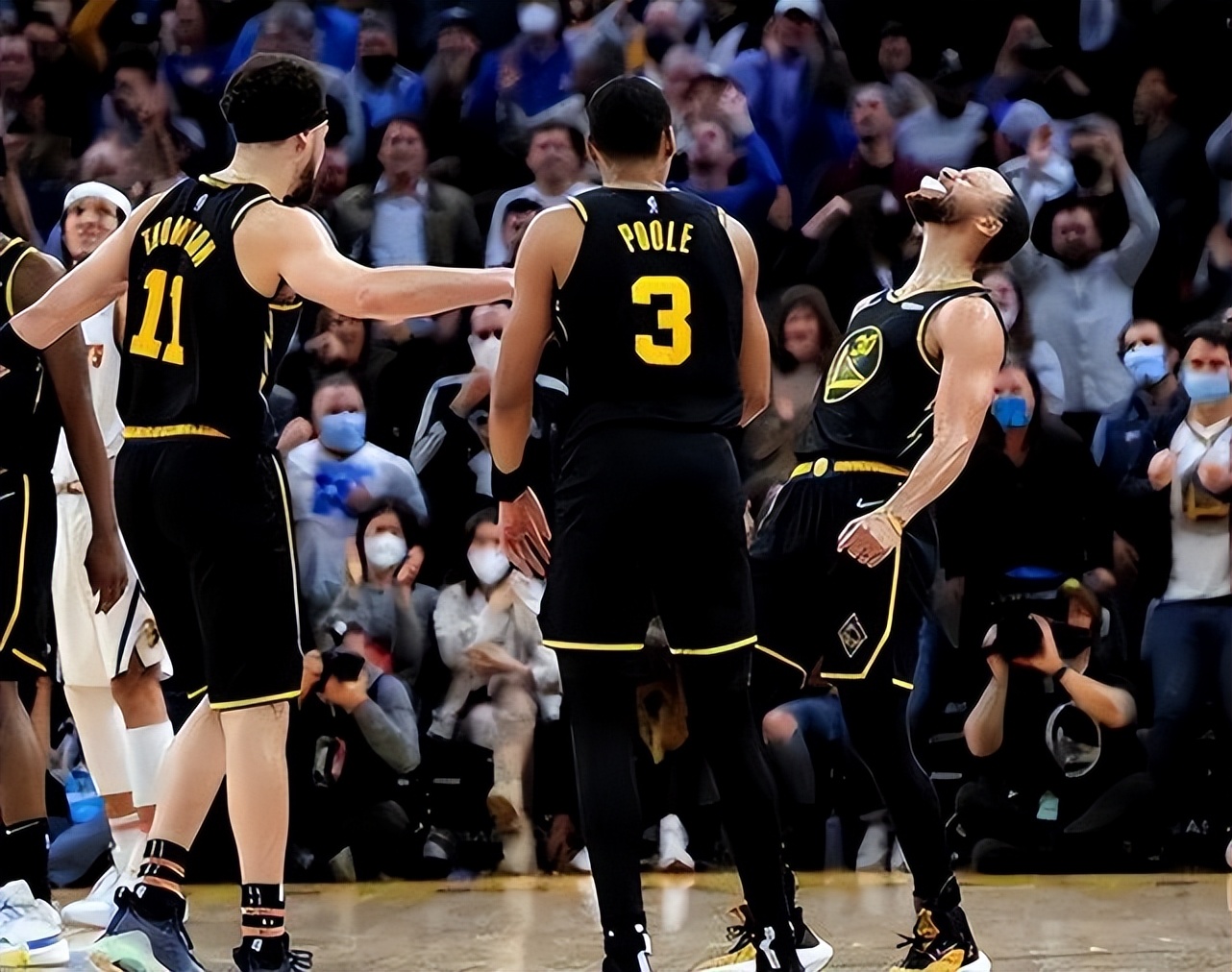 包含关键时刻明尼苏达森林狼遗憾出局：英超节点到来；气氛紧张；临场指挥获称赞的词条-jiuyou